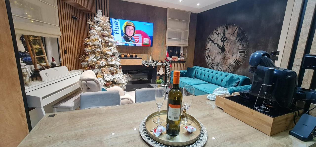 Design Apartment Platinium Spa Lux 5 Star "Havana" Completely Private Wellness & Spa Free Included Sauna & Jacuzzi & Salt Wall & Fire Place & 3D Ceilings & Business Wifi & Netflix & Keyless Code Entry & Full Smart App & Secure 2 Parking Place Cuprija Ngoại thất bức ảnh