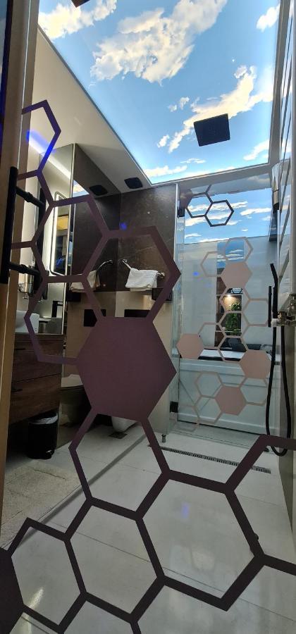 Design Apartment Platinium Spa Lux 5 Star "Havana" Completely Private Wellness & Spa Free Included Sauna & Jacuzzi & Salt Wall & Fire Place & 3D Ceilings & Business Wifi & Netflix & Keyless Code Entry & Full Smart App & Secure 2 Parking Place Cuprija Ngoại thất bức ảnh