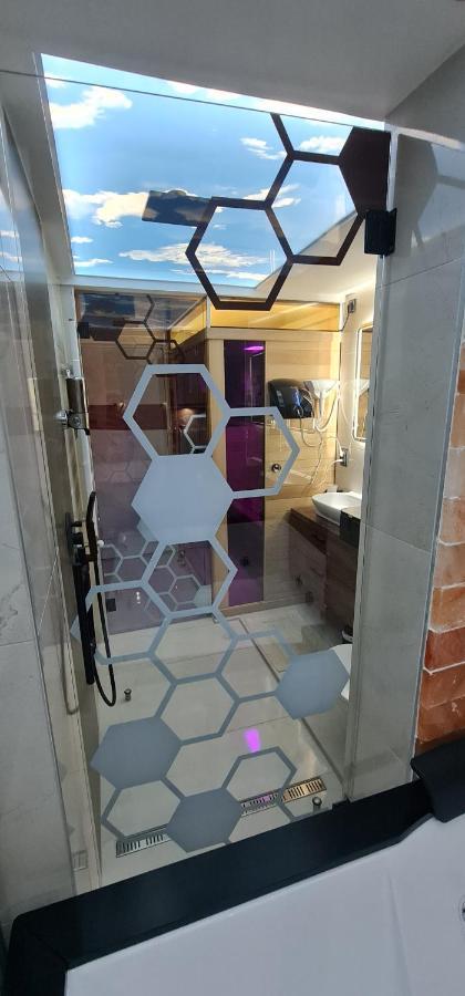 Design Apartment Platinium Spa Lux 5 Star "Havana" Completely Private Wellness & Spa Free Included Sauna & Jacuzzi & Salt Wall & Fire Place & 3D Ceilings & Business Wifi & Netflix & Keyless Code Entry & Full Smart App & Secure 2 Parking Place Cuprija Ngoại thất bức ảnh